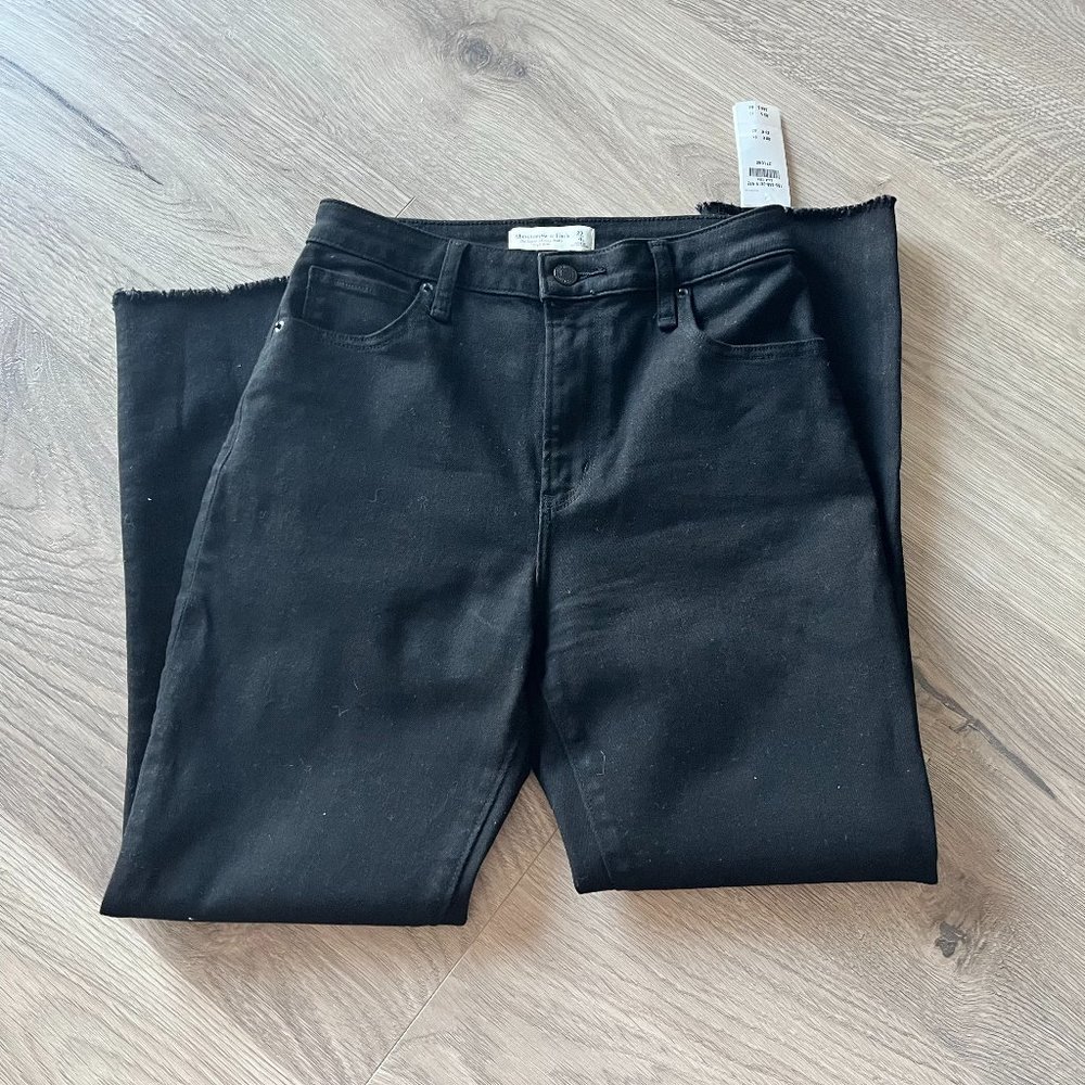 NWT Abercrombie Curve Love High Rise Super Skinny Jean 27 L